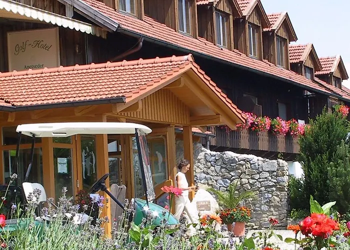 Anetseder Landhotel, Lofts & Golf 3*
