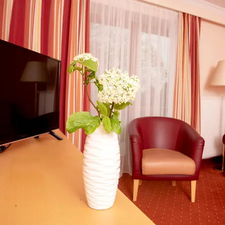 Anetseder & Lofts 3*